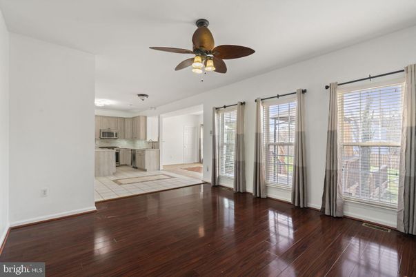 Empty room, Interior, Kitchen, Wood Texture Flooring