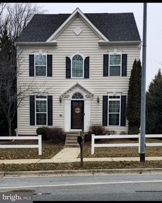 Exterior, Facade, Georgian