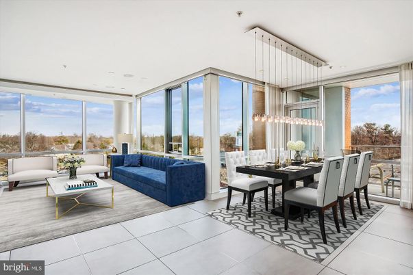 Dining room, Interior, Living room, Pendant Lights, Recessed Lighting