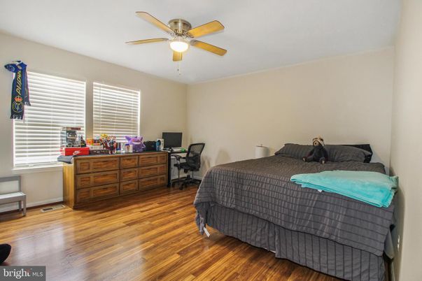 Bedroom, Home Office, Interior, Wood Texture Flooring