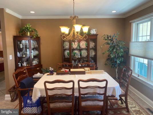 Chandelier, Dining room, Interior, Recessed Lighting