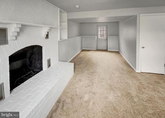 Empty room, Fireplace, Interior