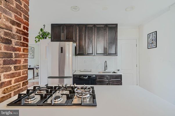 Interior, Kitchen, Recessed Lighting, Stone Walls