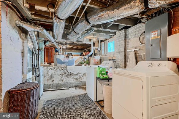Interior, Stone Walls, Utility Closets, Washer