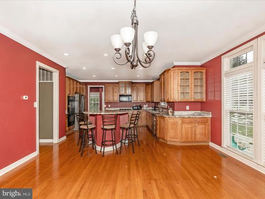 Chandelier, Interior, Kitchen, Recessed Lighting, Wood Texture Flooring