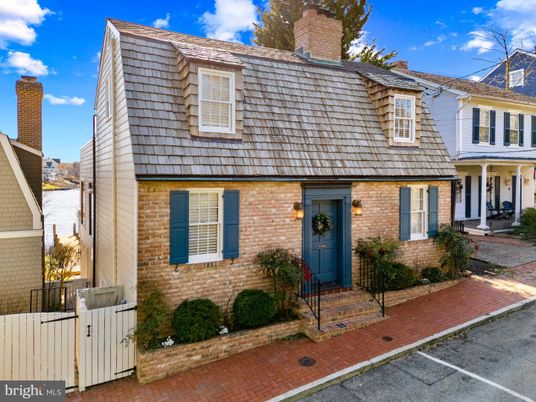 Exterior, Facade, Brick Facade, Cape Cod