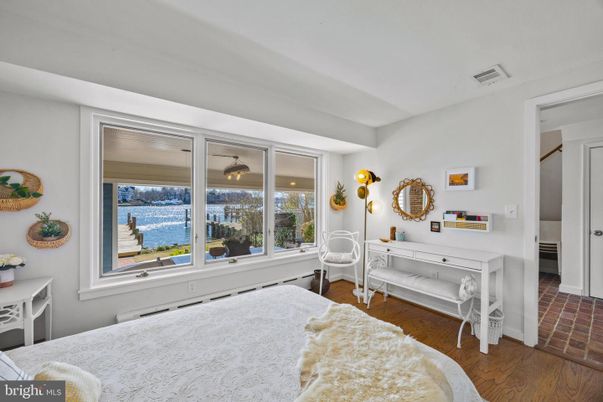 Bedroom, Interior, Water, Wood Texture Flooring