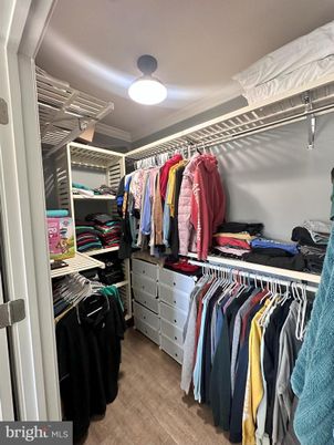 Interior, Walk-in Closets