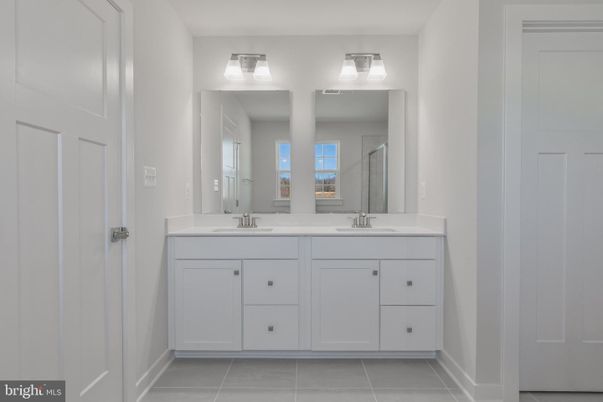 Bathroom, Dual Sink Vanities, Interior