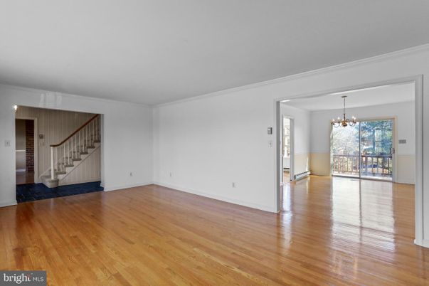 Chandelier, Empty room, Interior, Wood Texture Flooring