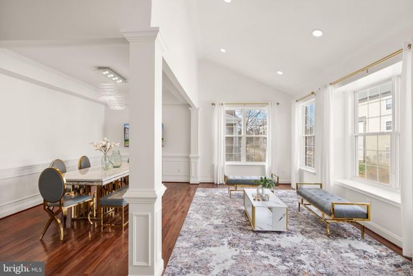 Chandelier, Dining room, Interior, Living room, Recessed Lighting, Wood Texture Flooring