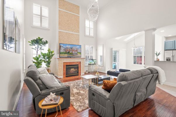 Fireplace, Interior, Living room, Pendant Lights, Recessed Lighting, Wood Texture Flooring