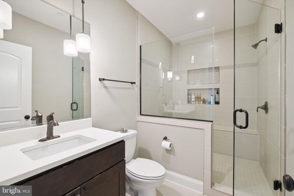Bathroom, Glass Shower, Interior, Pendant Lights, Recessed Lighting