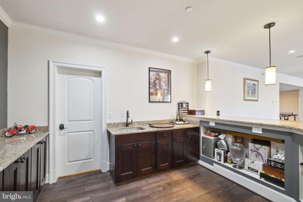 Interior, Pendant Lights, Recessed Lighting, Wood Texture Flooring