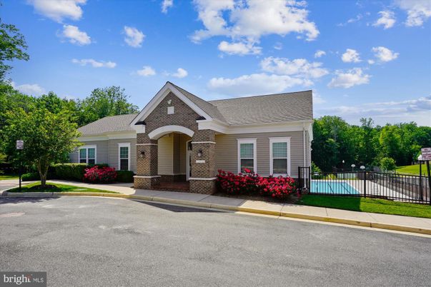 Exterior, Facade, Brick Facade, Cape Cod