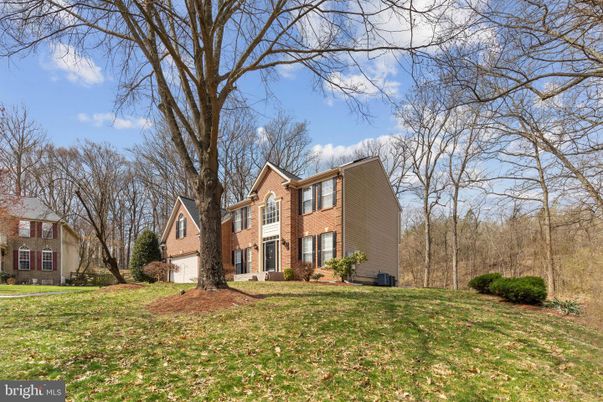 Attached, Backyard, Exterior, Facade, Brick Facade, Georgian