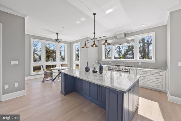 Dining room, Interior, Kitchen, Pendant Lights, Recessed Lighting, Wood Texture Flooring