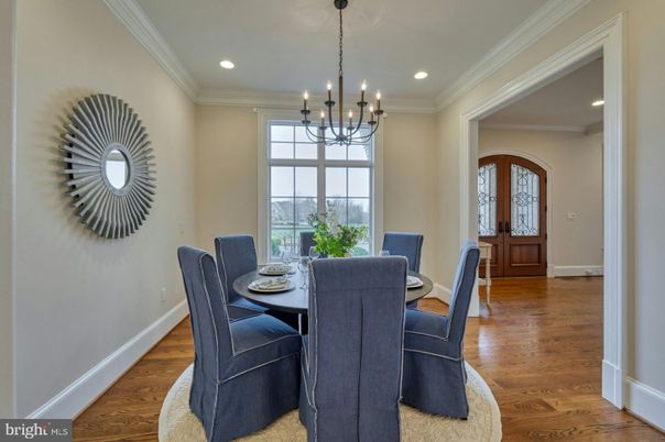Chandelier, Dining room, Interior, Recessed Lighting, Wood Texture Flooring