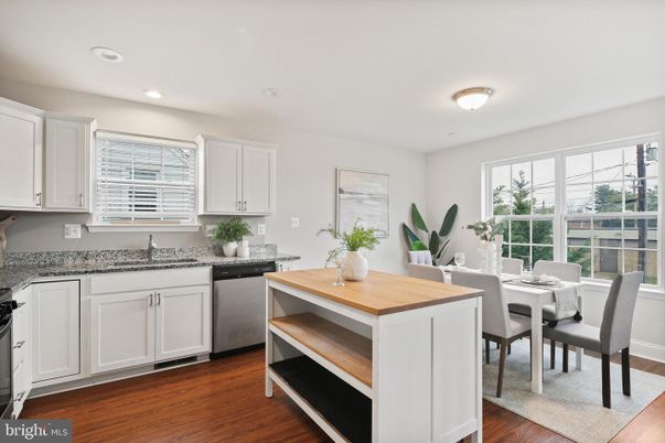 Dining room, Interior, Kitchen, Recessed Lighting, Wood Texture Flooring
