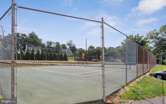 Exterior, Tennis Courts