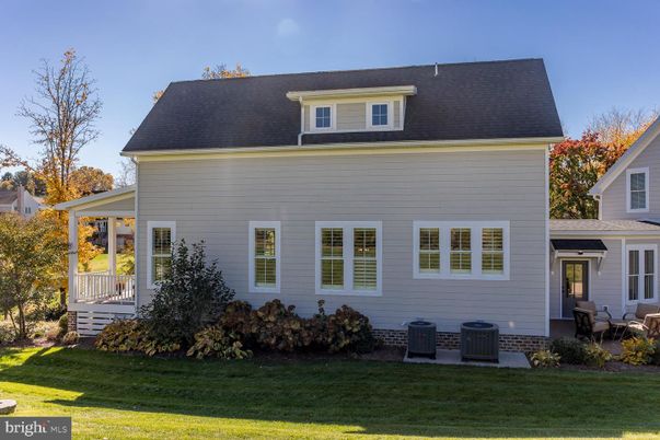 Exterior, Facade, Cape Cod