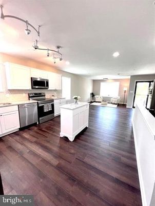 Interior, Kitchen, Living room, Recessed Lighting, Stainless Steel Appliances, Wood Texture Flooring