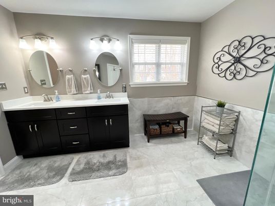 Bathroom, Dual Sink Vanities, Interior, Marble