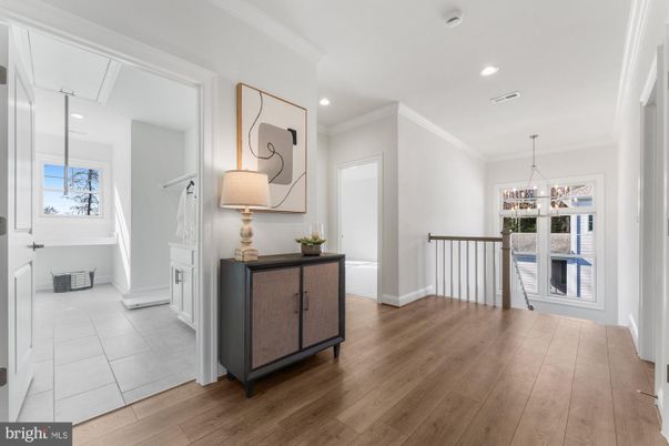Interior, Pendant Lights, Recessed Lighting, Wood Texture Flooring