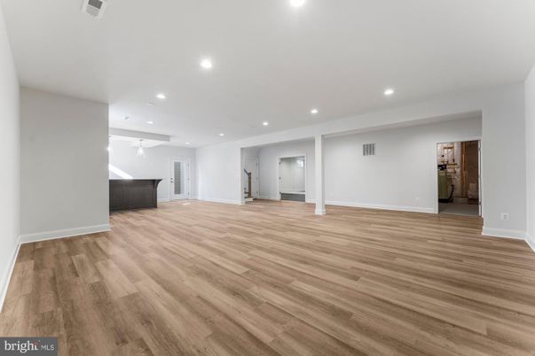 Empty room, Interior, Pendant Lights, Recessed Lighting, Wood Texture Flooring