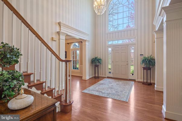 Chandelier, Interior, Wood Texture Flooring