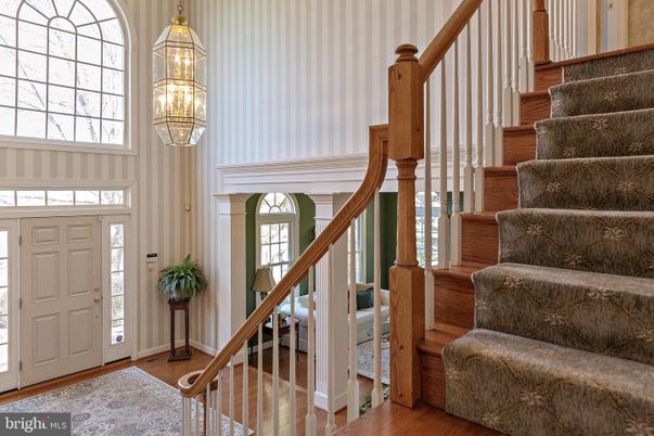 Chandelier, Interior, Wood Texture Flooring