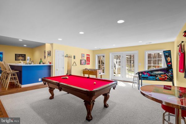 Billiard Table, Game Room, Interior, Recessed Lighting, Wood Texture Flooring