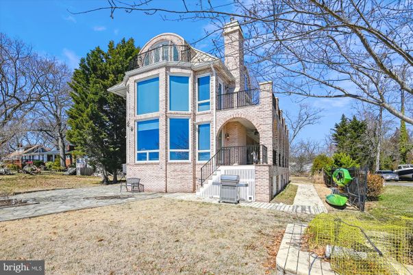 Backyard, Exterior, Facade, Brick Facade, Queen Anne Victorian