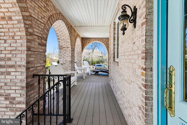 Exterior, Wood Texture Flooring