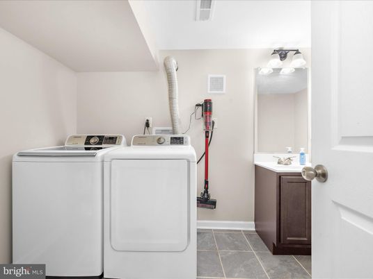 Interior, Washer