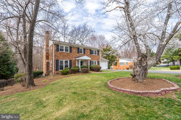 Backyard, Exterior, Facade, Brick Facade, Georgian