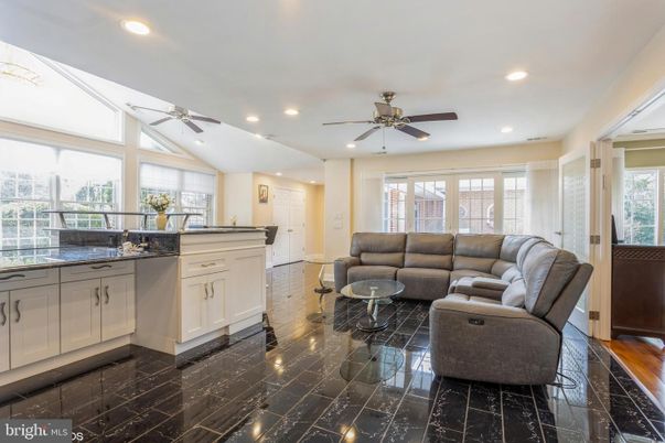 Interior, Kitchen, Living room, Marble, Recessed Lighting