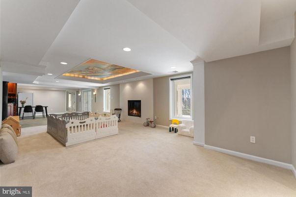 Fireplace, Interior, Recessed Lighting