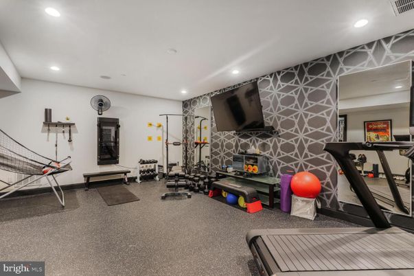 Fitness Equipment, Interior, Recessed Lighting
