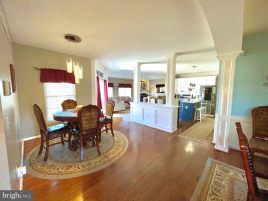 Dining room, Interior, Kitchen, Pendant Lights, Stainless Steel Appliances, Wood Texture Flooring
