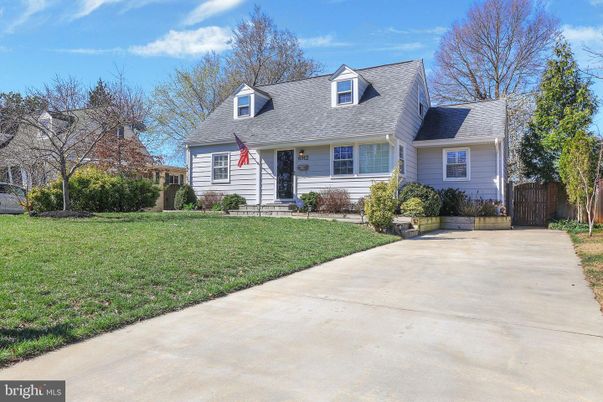 Exterior, Facade, Cape Cod