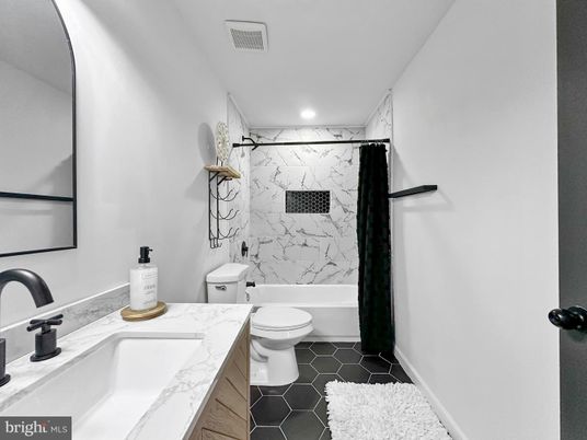 Bathroom, Interior, Marble Walls, Recessed Lighting