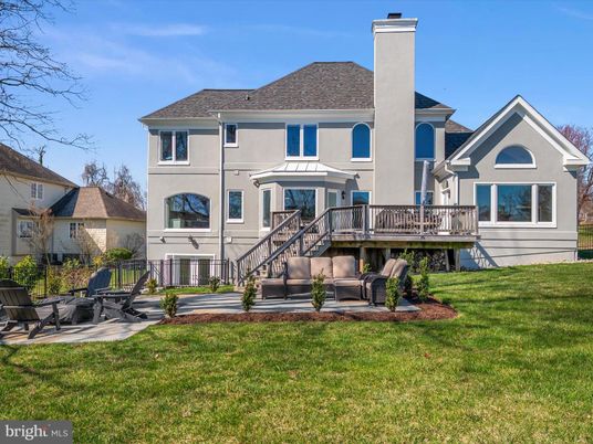 Backyard, Exterior, Facade, French Provincial