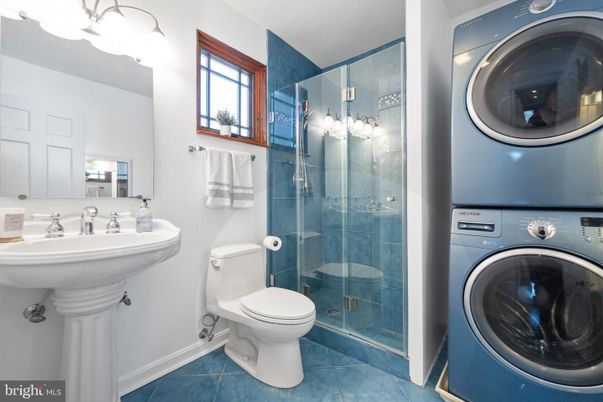 Bathroom, Glass Shower, Interior, Washer