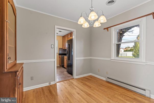 Chandelier, Empty room, Interior, Kitchen, Wood Texture Flooring