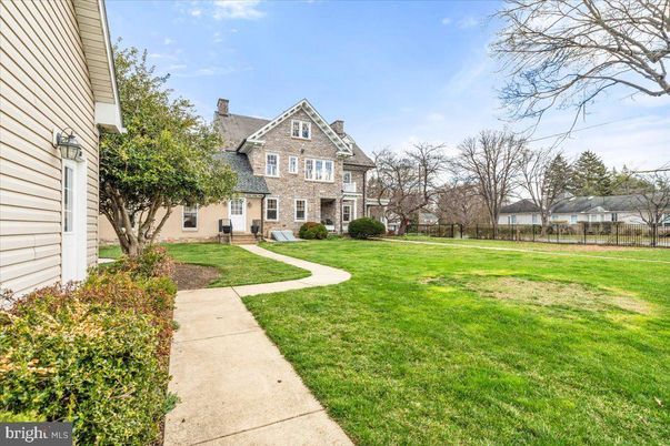 Backyard, Exterior, Facade, Brick Facade, French Provincial