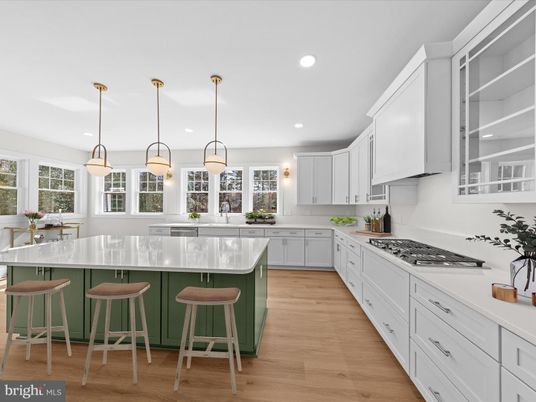 Interior, Kitchen, Pendant Lights, Recessed Lighting, Wood Texture Flooring