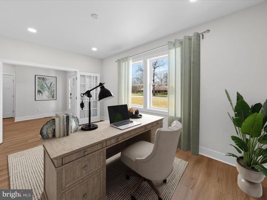 Fitness Equipment, Home Office, Interior, Recessed Lighting, Wood Texture Flooring