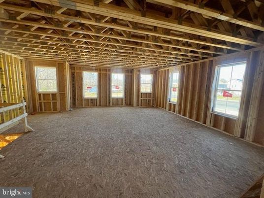Empty room, Interior, Wooden Beams, Wooden Walls