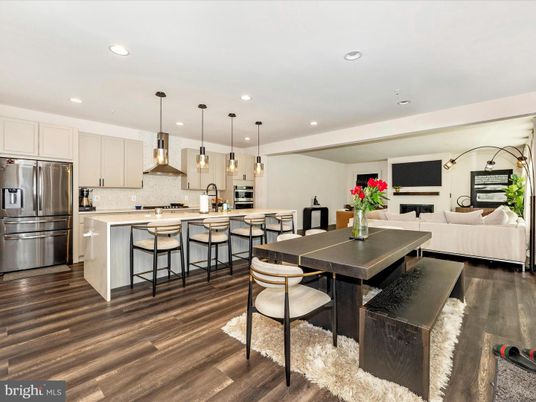 Dining room, Interior, Kitchen, Living room, Pendant Lights, Recessed Lighting, Stainless Steel Appliances, Wood Texture Flooring